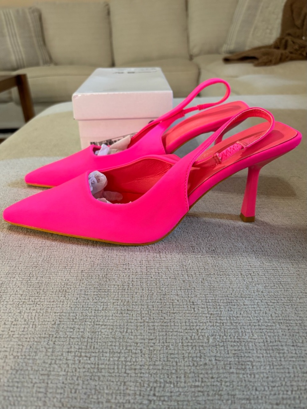Shein Women’s Neon Pink Slingback Pointed-Toe Heels